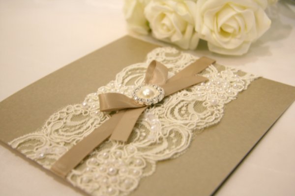 Vintage Lace Wedding Invitation Cards